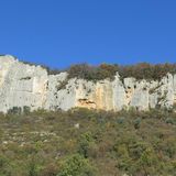 Vola in falesia, climber 31enne elitrasportato al San Bortolo