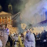 Natale da record: città viva, botteghe protagoniste e solidarietà con 600 “regali sospesi”