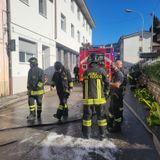Incendio nella mansarda di una struttura di ospitalità per migranti. Un intossicato