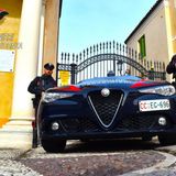 Furti in serie presso aziende di trasporti: i carabinieri arrestano tre appartenenti a una banda