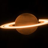Anelli di Saturno: cosa sono, come si formano e perché affascinano da secoli
