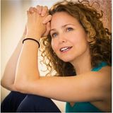 The CHIX Welcome Actress/Writer/Producer, Molly Hagan