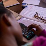 Rediffusion : Nadia, une étudiante de 23 ans, victime de harcèlement (Documentaire)