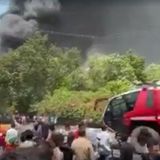 India, aereo con 242 passeggeri si schianta contro un ostello: nessun italiano coinvolto