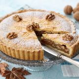 TORTA ALLE NOCI DELL'ENGADINA (BÜNDNER NUSSTORTE)