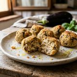Polpette di melanzane al forno morbide dentro e croccanti fuori