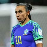 Marta dá adeus à Copa com eliminação precoce do Brasil