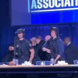 Sparatoria alla cena di Trump con i giornalisti: preso l’attentatore