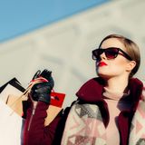 Shopping compulsivo: quando l’acquisto diventa una dipendenza