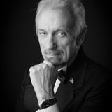 Multi-talented author/retired Colonel Christopher “Coyote” Choate is my guest with "Apollo Wept" !