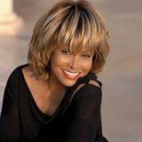 Tina Turner. Ricordiamo la vita e la carriera della regina del rock. Spentasi il 24 maggio scorso, il 26 novembre avrebbe compiuto 86 anni.