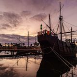 Viaja con Machín: El Muelle de las Carabelas en verano