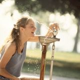Primo giorno di scuola, se fa troppo caldo gli studenti escono prima