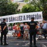 Tertulia de La Trinchera: El Gobierno ataca a los jueces por la corrupción y el "francomodín" de la izquierda