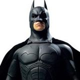 Batman** (2008) - I supereroi quando parlano di religione usano simboli cattolici