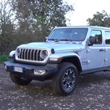 Jeep Wrangler Sahara 4x4 - Fascino spartano che celebra l’avventura