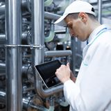 Why AI Predictive Maintenance Is Replacing Scheduled Shutdowns in Heavy Industry