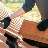 What Are the Disadvantages of a Roof Installation?