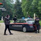 Rapina col coltello ai giardini Salvi: bloccato col taser