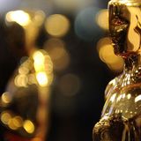 Agli Oscar 2024 trionfa “Oppenheimer”. Emma Stone migliore attrice