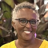 Extra - Il colonialismo tra i banchi - Rahma Nur