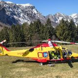 Scivola per 100 metri nel canale ghiacciato: 38enne veronese soccorsa in elicottero