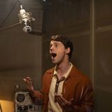 Noticias Flash: La serie sobre Raphael, nueva temporada de 'Miércoles' y cine familiar