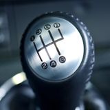 Hamowanie silnikiem. Fakty i mity