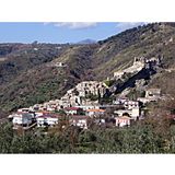 Cleto il comune dei due castelli (Calabria)