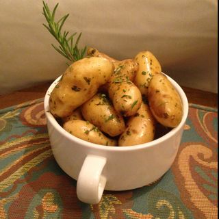 Oven-Roasted Fingerling Potatoes