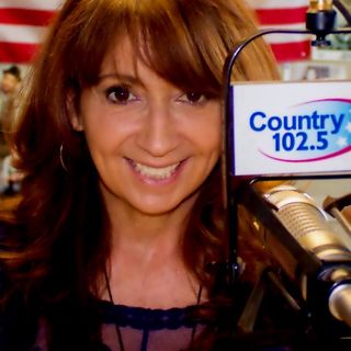 Episode 20 9/25/2022 "The Kruser" Carolyn Kruse of Country 102.5FM Boston