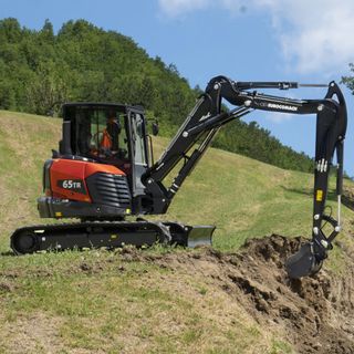 Ascolta la news: Case Construction Equipment amplia l’offerta di mini e midi escavatori