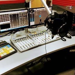 #la Web Radio