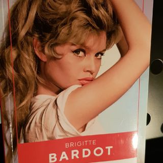 Icone : Brigitte Bardot - BB - Dicono Di Lei - Terza Parte