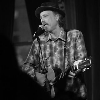 E. 251: Kit Mayer | Musician