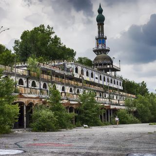 01-I fantasmi di Consonno