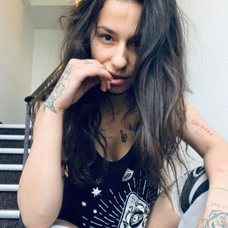 Chloe Sunderland Interview