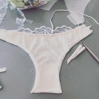 Vita da Dress ECOde - Per gioco e per necessità, un esperimento con l'intimo fai-da-te
