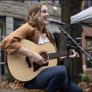 EP. 320- Don't Miss A Beat! Special Guest Recording Artist Sarah Adams!