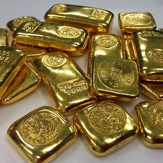 Moron Monday: 2 Men Arrested For Smuggling 20 Gold Bars In Their Butt