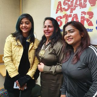 Hashmat Sisters at Asian Star
