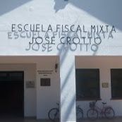 Escuela José Crotto