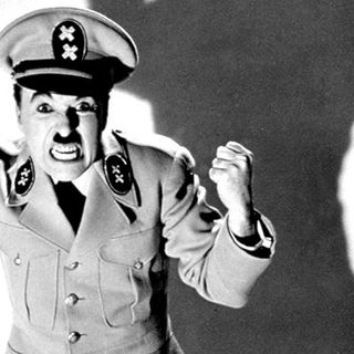 Cuando Chaplin puso voz a una peli fue para abrirnos los ojos