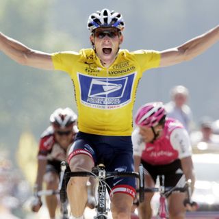 What a Creep: Lance Armstrong (Our most downloaded episode so far!)