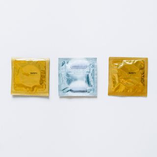 I metodi contraccettivi (Parte2): la pillola e il preservativo maschile