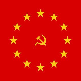 Ma alla fine 'sti comunisti so' fascisti? L'UE risponde...