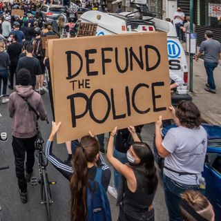 Episode 29: Why does Trump hate the police?