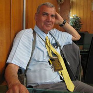 Dr. Adel Hansen