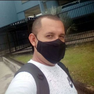ENZO QUEIROZ