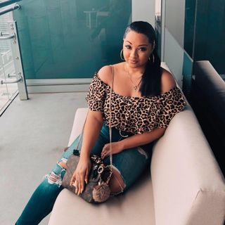 Si La Shae